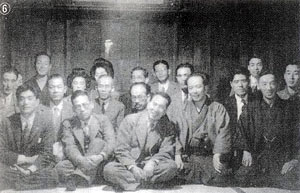 Social gathering of the board of directors of Nippo of those earlier days